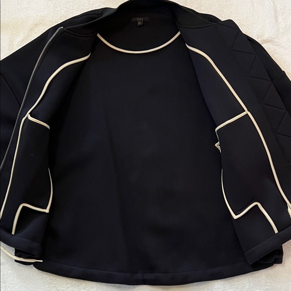 COS Women’s Zip-Up Navy Jacket, Size M - Picture 6 of 10
